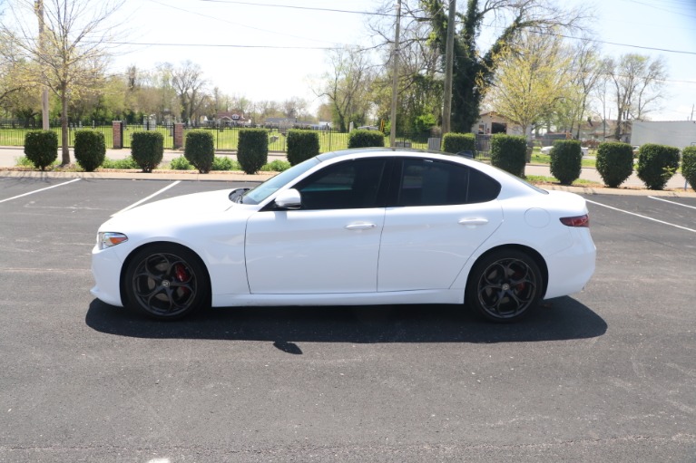 Used 2018 Alfa Romeo Giulia SPORT RWD W/NAV for sale Sold at Auto Collection in Murfreesboro TN 37130 7