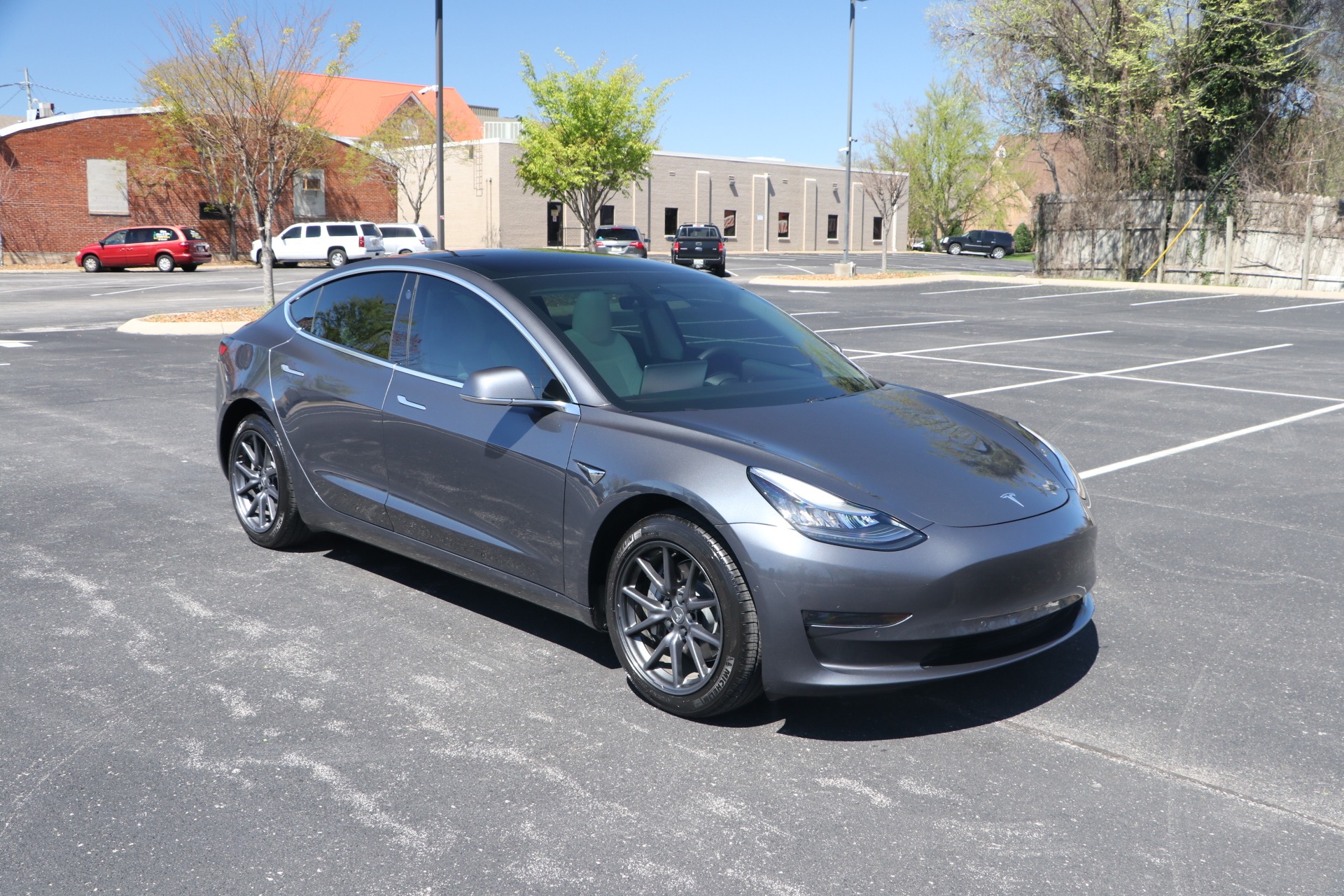 Used 2019 Tesla Model 3 Standard Range Plus W/NAV for sale Sold at Auto Collection in Murfreesboro TN 37129 1