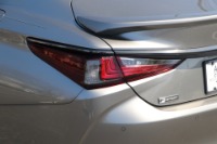 Used 2019 Lexus ES 350 F SPORT W/NAV for sale Sold at Auto Collection in Murfreesboro TN 37129 18