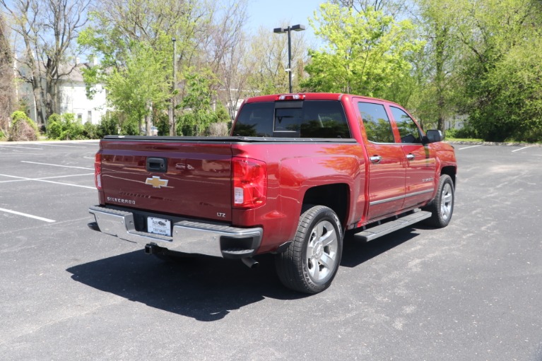 Used 2018 Chevrolet Silverado 1500 LTZ CREW CAB 2WD W/NAV for sale Sold at Auto Collection in Murfreesboro TN 37130 3