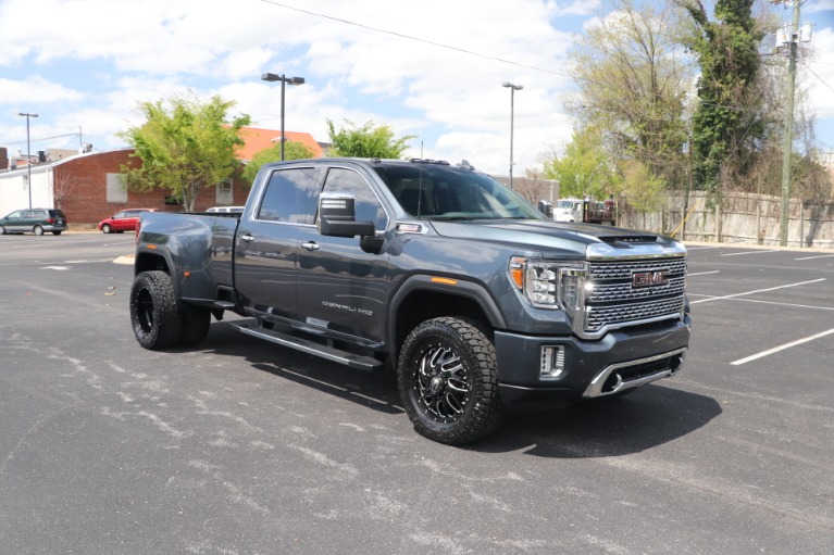 Used 2020 GMC Sierra 3500HD DENALI CREW CAB 4WD W/NAV for sale Sold at Auto Collection in Murfreesboro TN 37130 1