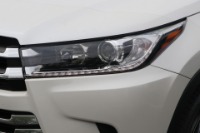 Used 2018 Toyota Highlander LIMITED PLATINUM AWD W/NAV for sale Sold at Auto Collection in Murfreesboro TN 37129 10