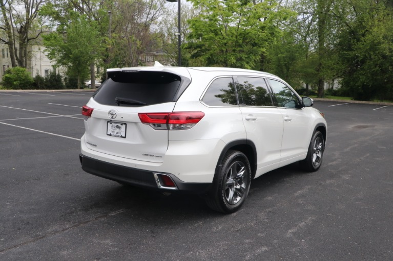 Used 2018 Toyota Highlander LIMITED PLATINUM AWD W/NAV for sale Sold at Auto Collection in Murfreesboro TN 37130 3