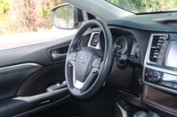 Used 2018 Toyota Highlander LIMITED PLATINUM AWD W/NAV for sale Sold at Auto Collection in Murfreesboro TN 37129 51