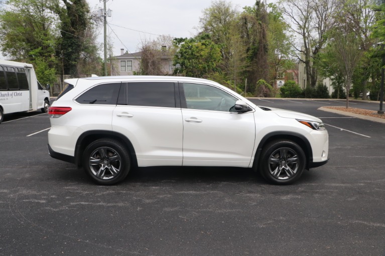 Used 2018 Toyota Highlander LIMITED PLATINUM AWD W/NAV for sale Sold at Auto Collection in Murfreesboro TN 37130 8