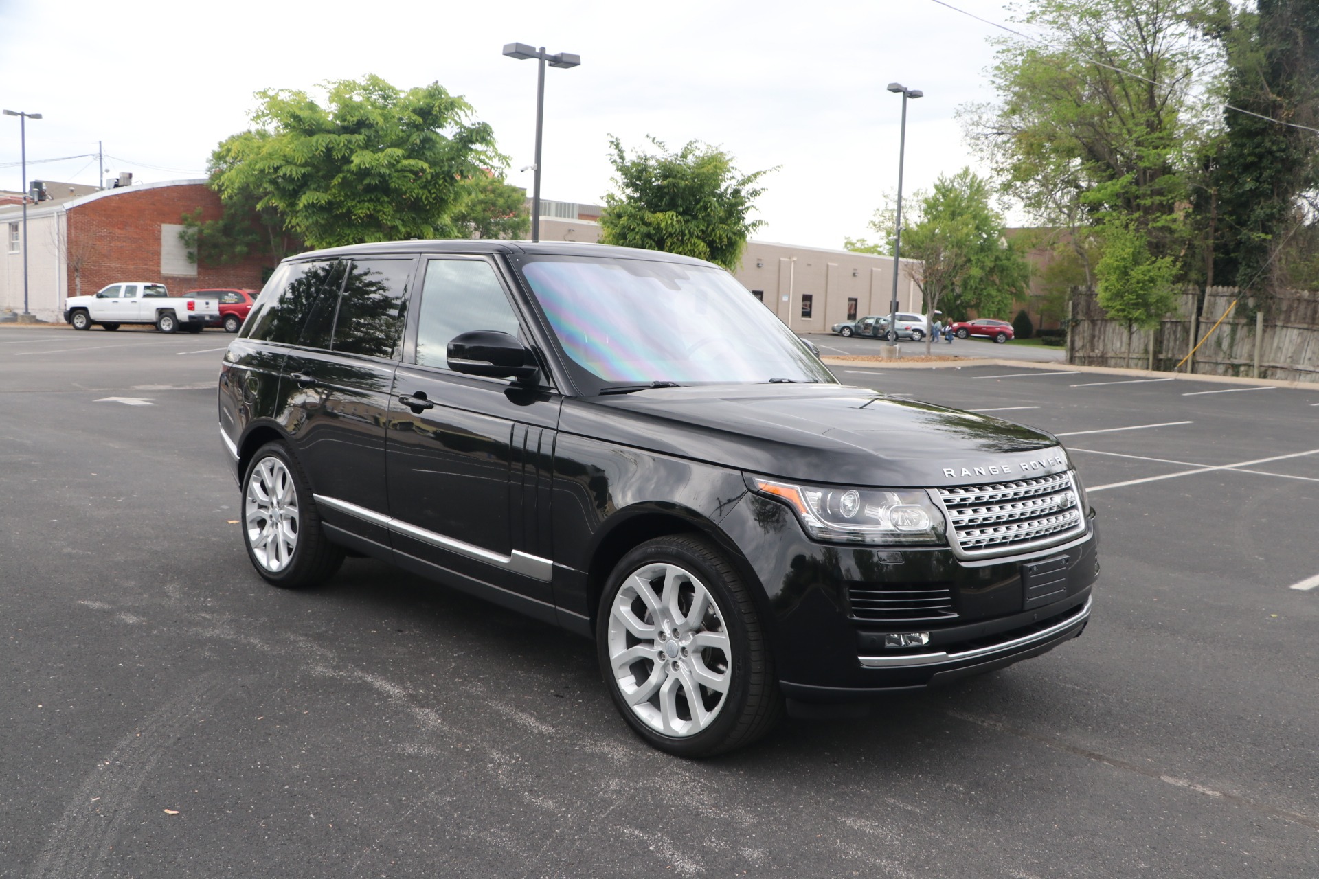 Used 2016 Land Rover Range Rover 5.0 SUPERCHARGED AWD W/NAV for sale $54,950 at Auto Collection in Murfreesboro TN 37130 1