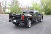 Used 2020 GMC Sierra 2500HD DENALI CREW CAB 4WD W/NAV for sale Sold at Auto Collection in Murfreesboro TN 37129 3