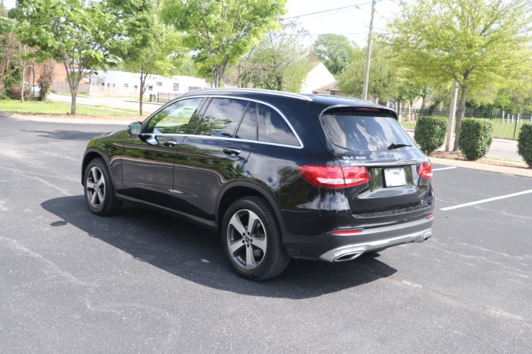Used 2019 Mercedes-Benz GLC 300 PREMIUM W/NAV for sale Sold at Auto Collection in Murfreesboro TN 37130 4