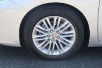 Used 2013 Lexus ES 350 LUXURY FWD W/NAV for sale Sold at Auto Collection in Murfreesboro TN 37129 19