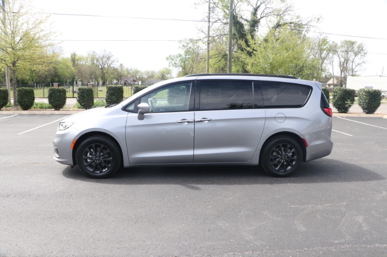 Used 2021 Chrysler Pacifica TOURING L FWD W/NAV for sale Sold at Auto Collection in Murfreesboro TN 37130 7