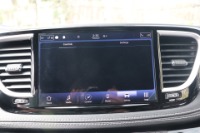 Used 2021 Chrysler Pacifica TOURING L FWD W/NAV for sale Sold at Auto Collection in Murfreesboro TN 37129 86