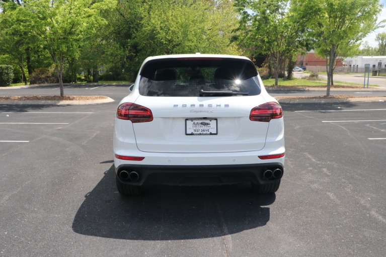 Used 2017 Porsche Cayenne S AWD V6 Turbo for sale $48,950 at Auto Collection in Murfreesboro TN 37130 6