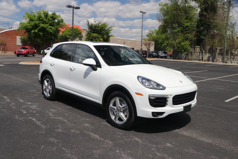 Used 2017 Porsche Cayenne S AWD V6 Turbo for sale $48,950 at Auto Collection in Murfreesboro TN 37130 1