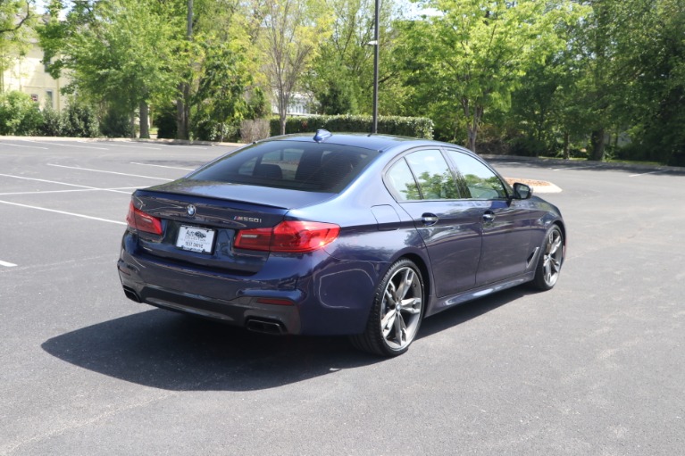 Used 2018 BMW M550i xDrive W/NAV for sale Sold at Auto Collection in Murfreesboro TN 37130 3