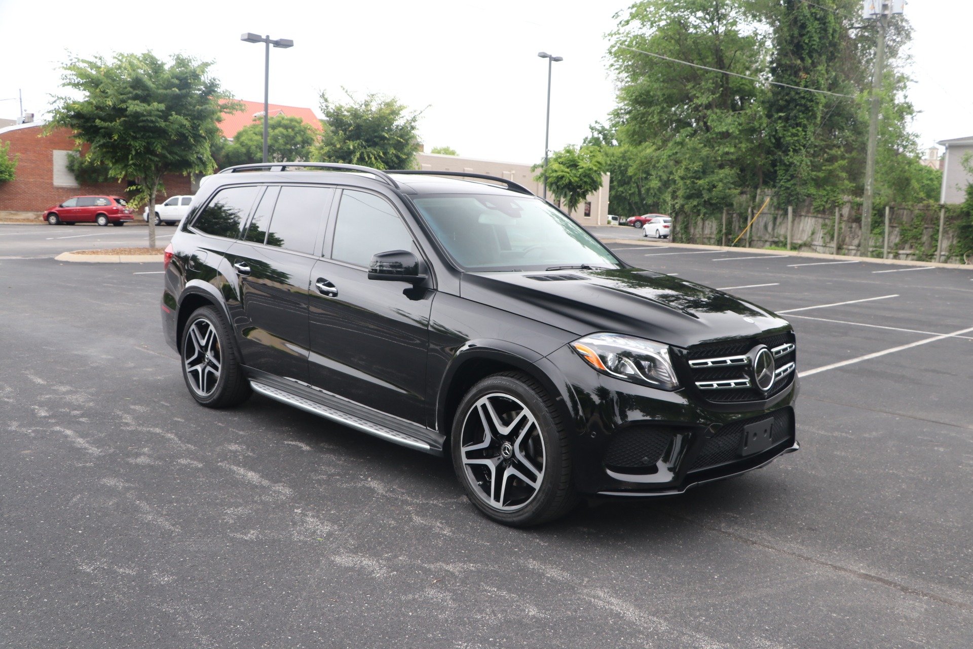 Used 2018 Mercedes-Benz GLS 550 4MATIC W/NAV for sale Sold at Auto Collection in Murfreesboro TN 37129 1