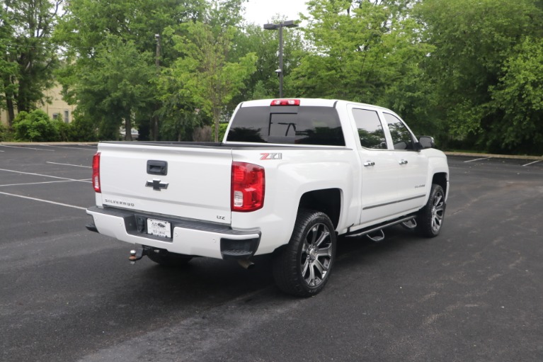 Used 2018 Chevrolet Silverado 1500 LTZ PLUS 4WD W/NAV for sale Sold at Auto Collection in Murfreesboro TN 37130 3