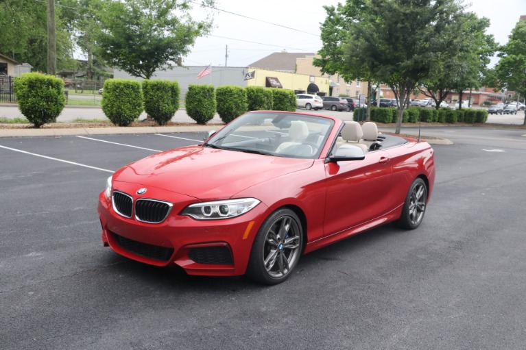 Used 2016 BMW M235i CONVERTIBLE TECHNOLOGY RWD W/NAV for sale $35,950 at Auto Collection in Murfreesboro TN 37130 4