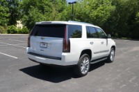 Used 2019 Cadillac Escalade LUXURY 4WD W/NAV for sale Sold at Auto Collection in Murfreesboro TN 37129 3