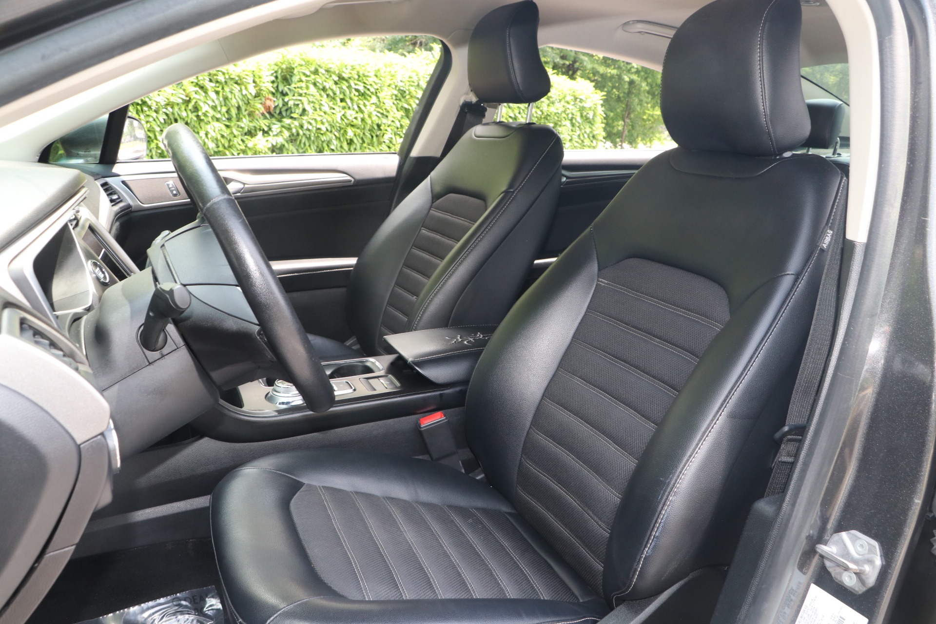 2022 Ford Fusion Cloth Interior