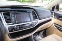 Used 2019 Toyota Highlander XLE AWD W/NAV for sale Sold at Auto Collection in Murfreesboro TN 37129 35