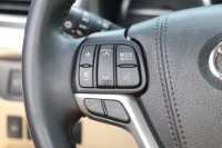 Used 2019 Toyota Highlander XLE AWD W/NAV for sale Sold at Auto Collection in Murfreesboro TN 37129 63