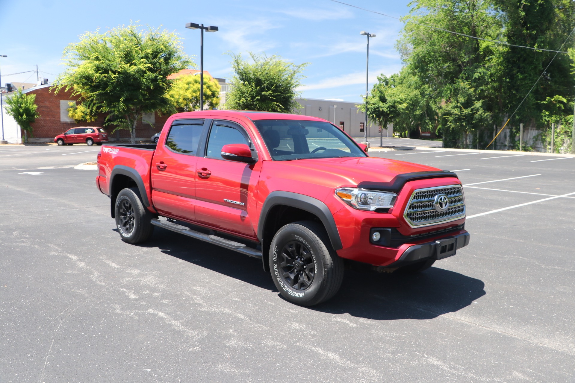 Used 2016 Toyota Tacoma TRD OFF ROAD 4X4 DOUBLE CAB for sale Sold at Auto Collection in Murfreesboro TN 37129 1