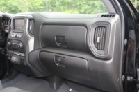 Used 2020 Chevrolet Silverado 2500HD CUSTOM CREW CAB 4X4 W/NAV for sale Sold at Auto Collection in Murfreesboro TN 37129 27