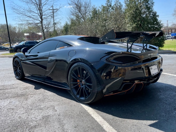 Used 2016 McLaren 570S COUPE LUXURY W/NAV for sale Sold at Auto Collection in Murfreesboro TN 37130 8