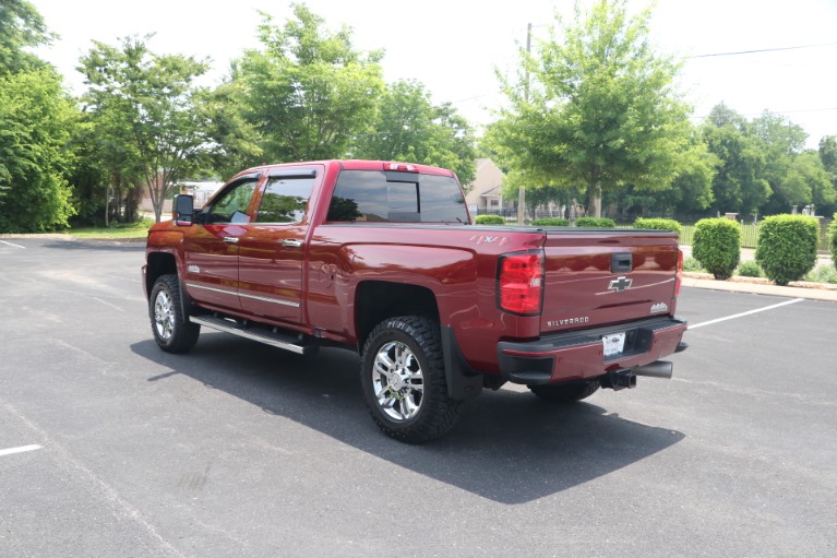 Used 2018 Chevrolet Silverado 2500HD High Country Crew Cab 4X4 W/NAV for sale Sold at Auto Collection in Murfreesboro TN 37130 4