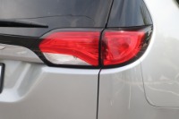 Used 2018 Chrysler Pacifica Touring L for sale Sold at Auto Collection in Murfreesboro TN 37129 14