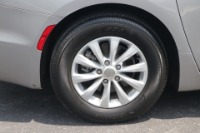 Used 2018 Chrysler Pacifica Touring L for sale Sold at Auto Collection in Murfreesboro TN 37129 23