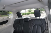 Used 2018 Chrysler Pacifica Touring L for sale Sold at Auto Collection in Murfreesboro TN 37129 60