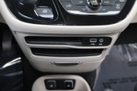 Used 2018 Chrysler Pacifica Touring L for sale Sold at Auto Collection in Murfreesboro TN 37129 74