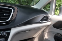 Used 2018 Chrysler Pacifica Touring L for sale Sold at Auto Collection in Murfreesboro TN 37129 75