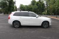 Used 2020 Volvo XC90 T6 Momentum 7-Passenger AWD W/NAV for sale Sold at Auto Collection in Murfreesboro TN 37129 8