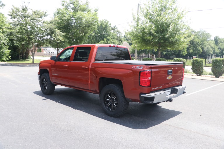 Used 2015 Chevrolet Silverado 1500 2LT CREW CAB 4WD W/Z71 PKG for sale Sold at Auto Collection in Murfreesboro TN 37130 4