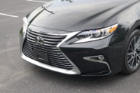 Used 2018 Lexus ES 350 Luxury FWD W/NAV for sale Sold at Auto Collection in Murfreesboro TN 37129 9