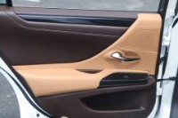 Used 2020 Lexus ES 350 Luxury FWD W/NAV for sale Sold at Auto Collection in Murfreesboro TN 37129 73