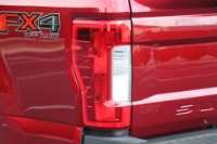 Used 2019 Ford F-250 Super Duty Lariat CREW CAB 4X4 W/NAV for sale Sold at Auto Collection in Murfreesboro TN 37130 16