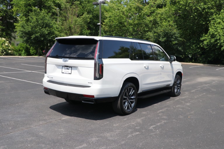 Used 2021 Cadillac Escalade ESV Sport 4WD W/NAV for sale Sold at Auto Collection in Murfreesboro TN 37130 3