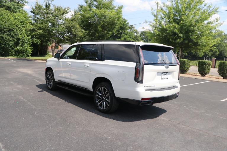 Used 2021 Cadillac Escalade ESV Sport 4WD W/NAV for sale Sold at Auto Collection in Murfreesboro TN 37130 4