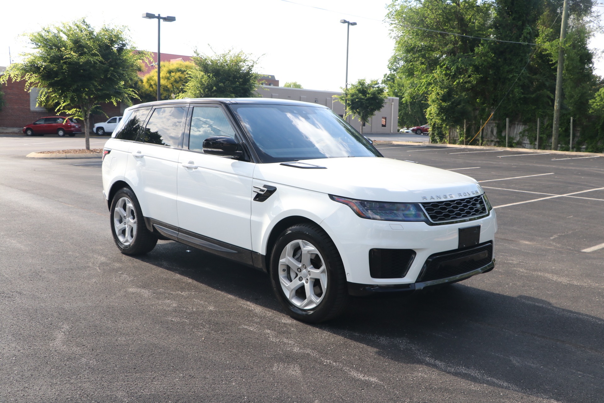 Used 2018 Land Rover Range Rover SPORT HSE W/NAV for sale Sold at Auto Collection in Murfreesboro TN 37129 1