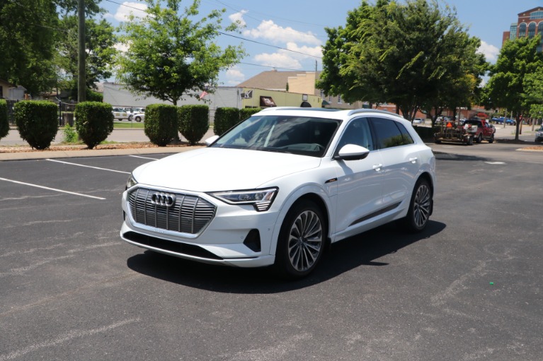 Used 2019 Audi e-tron PRESTIGE QUATTRO AWD W/NAV for sale Sold at Auto Collection in Murfreesboro TN 37130 2