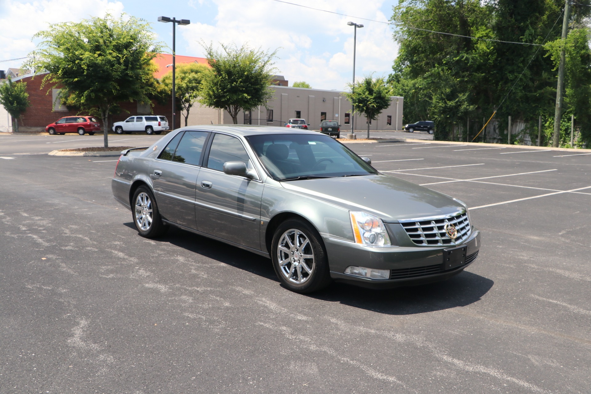 Used 2007 Cadillac DTS Performance for sale Sold at Auto Collection in Murfreesboro TN 37130 1