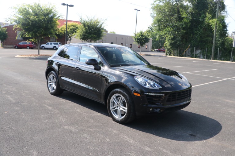Used 2017 Porsche Macan S PREMIUM PLUS AWD W/NAV for sale $43,950 at Auto Collection in Murfreesboro TN 37130 1