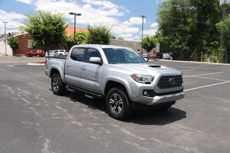 Used 2018 Toyota Tacoma TRD Sport 4X2 DOUBLE CAB W/NAV for sale $37,950 at Auto Collection in Murfreesboro TN 37130 1