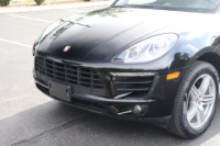Used 2018 Porsche Macan PREMIUM PLUS AWD W/NAV for sale Sold at Auto Collection in Murfreesboro TN 37129 9