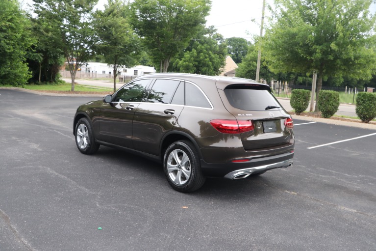 Used 2018 Mercedes-Benz GLC 300 PREMIUM RWD W/NAV for sale $36,950 at Auto Collection in Murfreesboro TN 37130 4