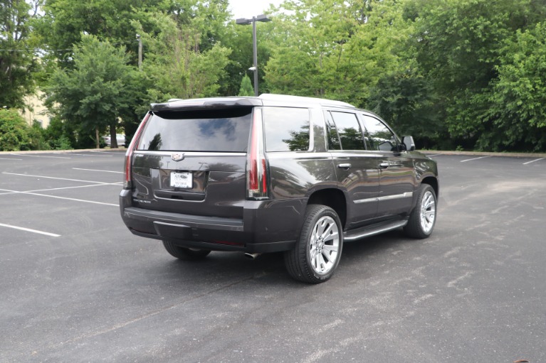 Used 2017 Cadillac Escalade Luxury RWD W/NAV for sale $54,950 at Auto Collection in Murfreesboro TN 37130 3