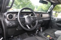 Used 2021 Jeep Gladiator Sport 4X4 for sale Sold at Auto Collection in Murfreesboro TN 37130 21
